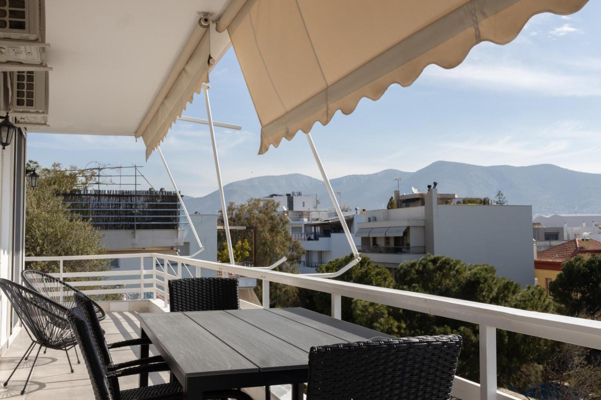 Luxurious 3-Bedroom Seaside Retreat Fully Renovated In 2025 Aten Exteriör bild