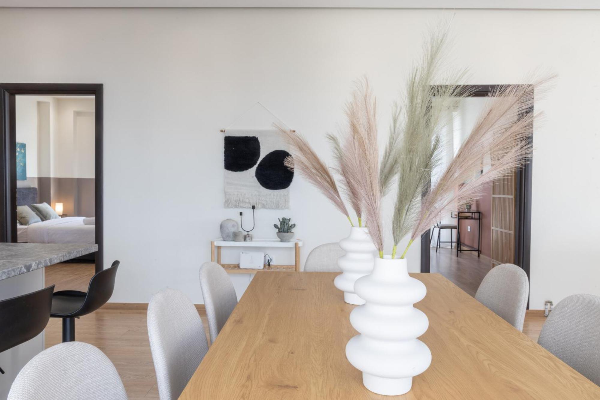 Luxurious 3-Bedroom Seaside Retreat Fully Renovated In 2025 Aten Exteriör bild