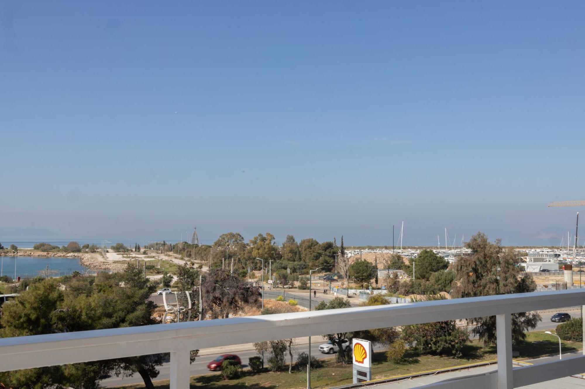 Luxurious 3-Bedroom Seaside Retreat Fully Renovated In 2025 Aten Exteriör bild