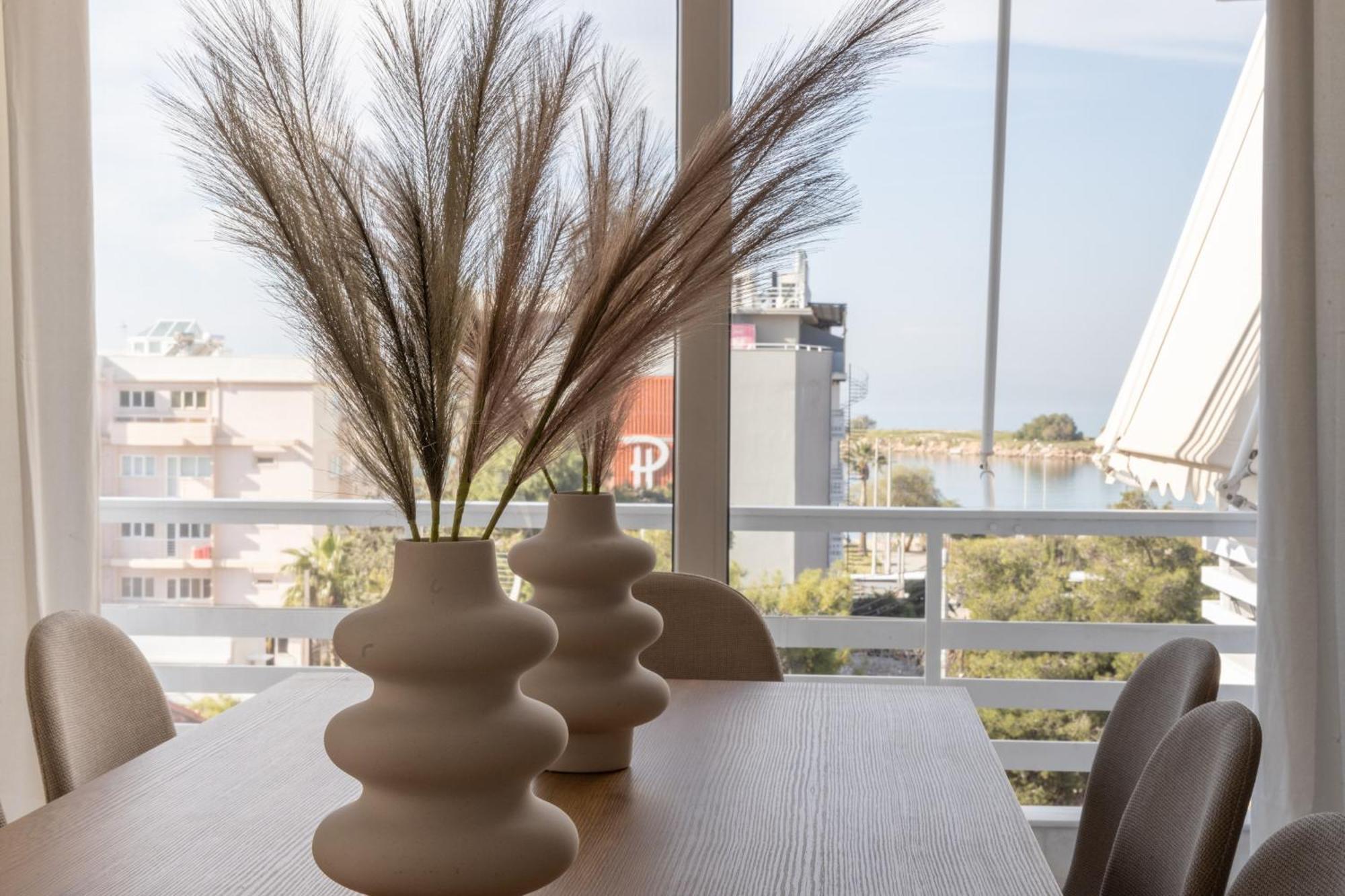 Luxurious 3-Bedroom Seaside Retreat Fully Renovated In 2025 Aten Exteriör bild