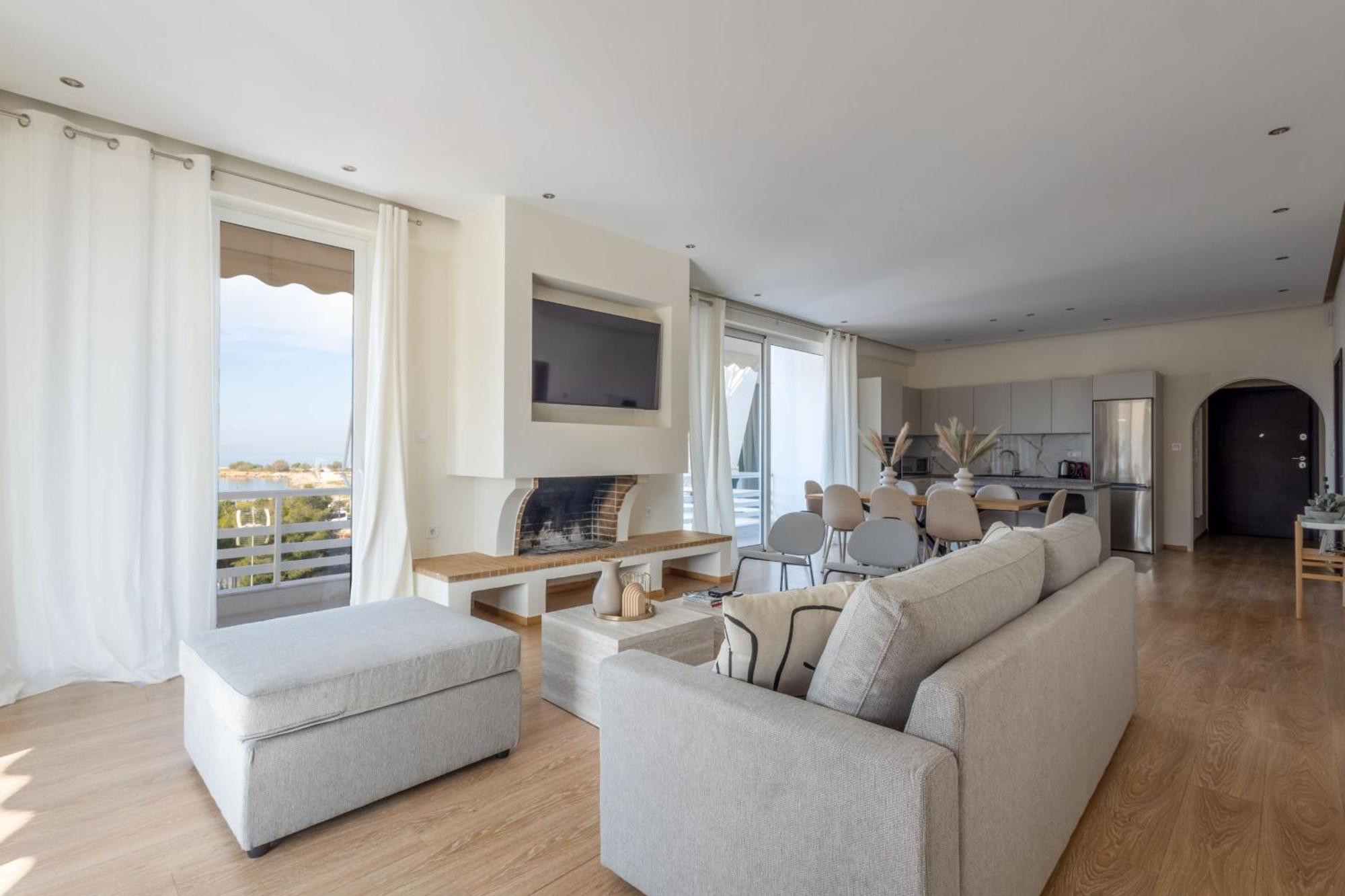 Luxurious 3-Bedroom Seaside Retreat Fully Renovated In 2025 Aten Exteriör bild